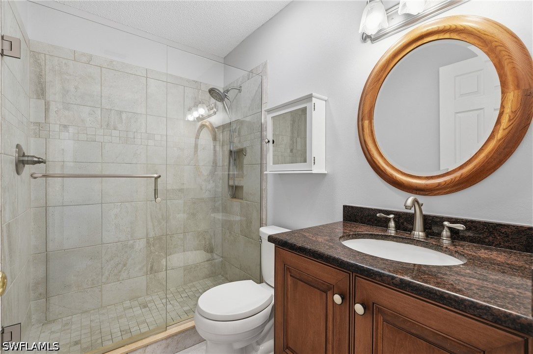 2 Bed Condominium for Sale in Naples, photo 14