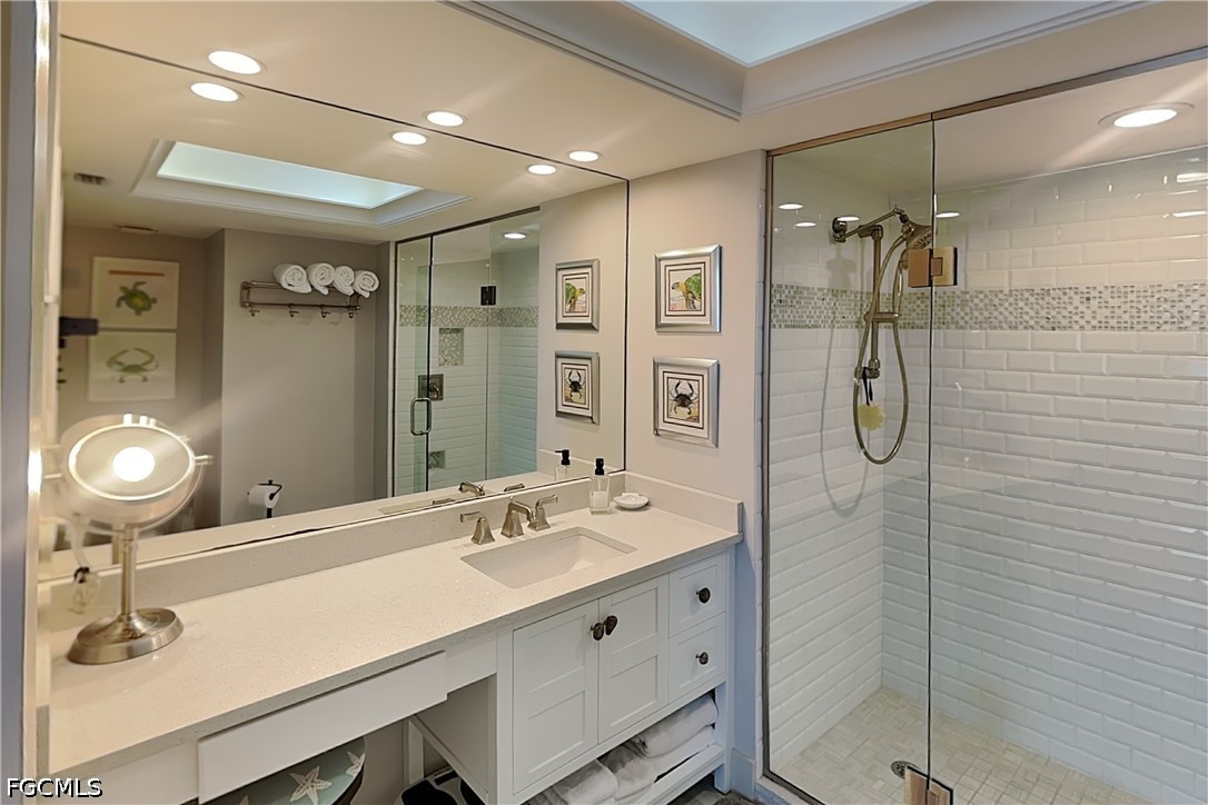 2 Bed Pool Home for Sale in Fort Myers, photo 14