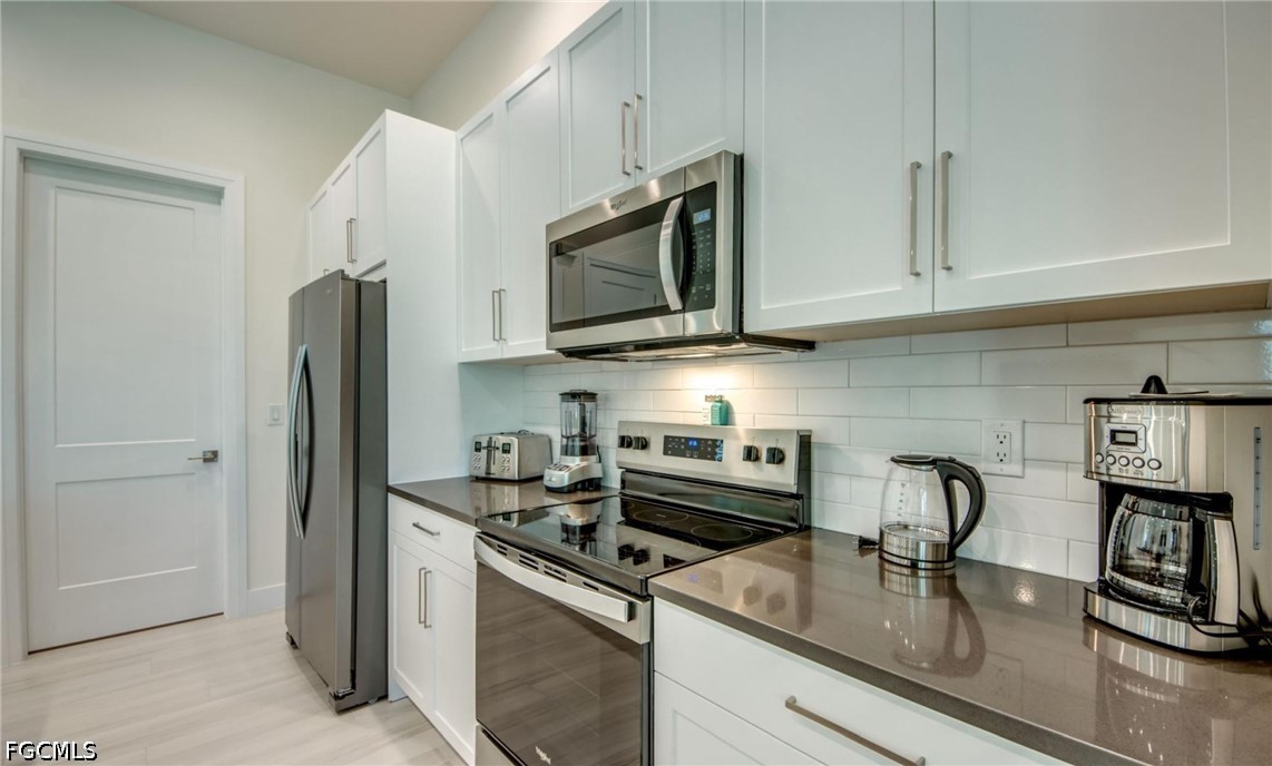 3 Bed Pool Home for Sale in Cape Coral, photo 14