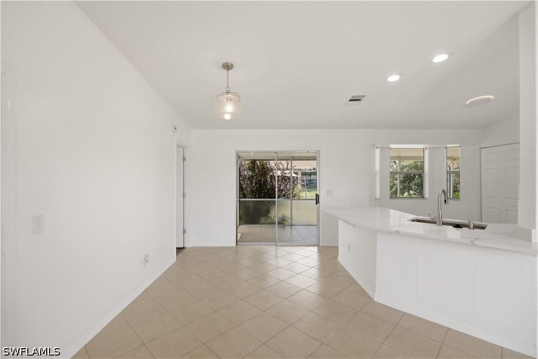 3 Bed SingleFamilyResidence for Sale in Lehigh Acres, photo 14