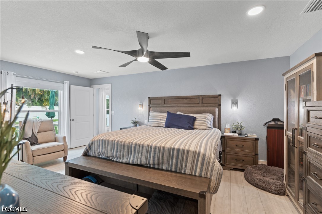 3 Bed Pool Home for Sale in Cape Coral, photo 14