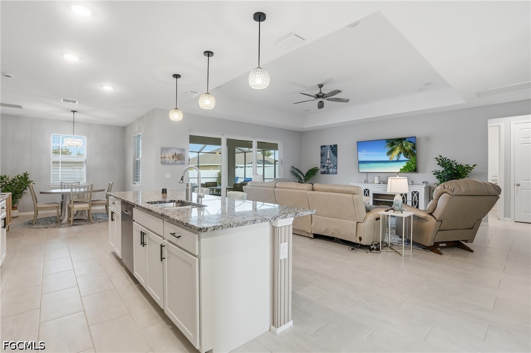 3 Bed Pool Home for Sale in Cape Coral, photo 14