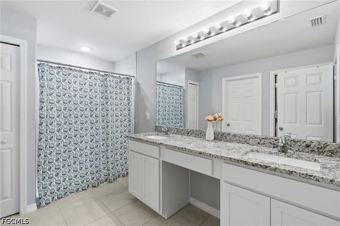 4 Bed SingleFamilyResidence for Sale in Punta Gorda, photo 14