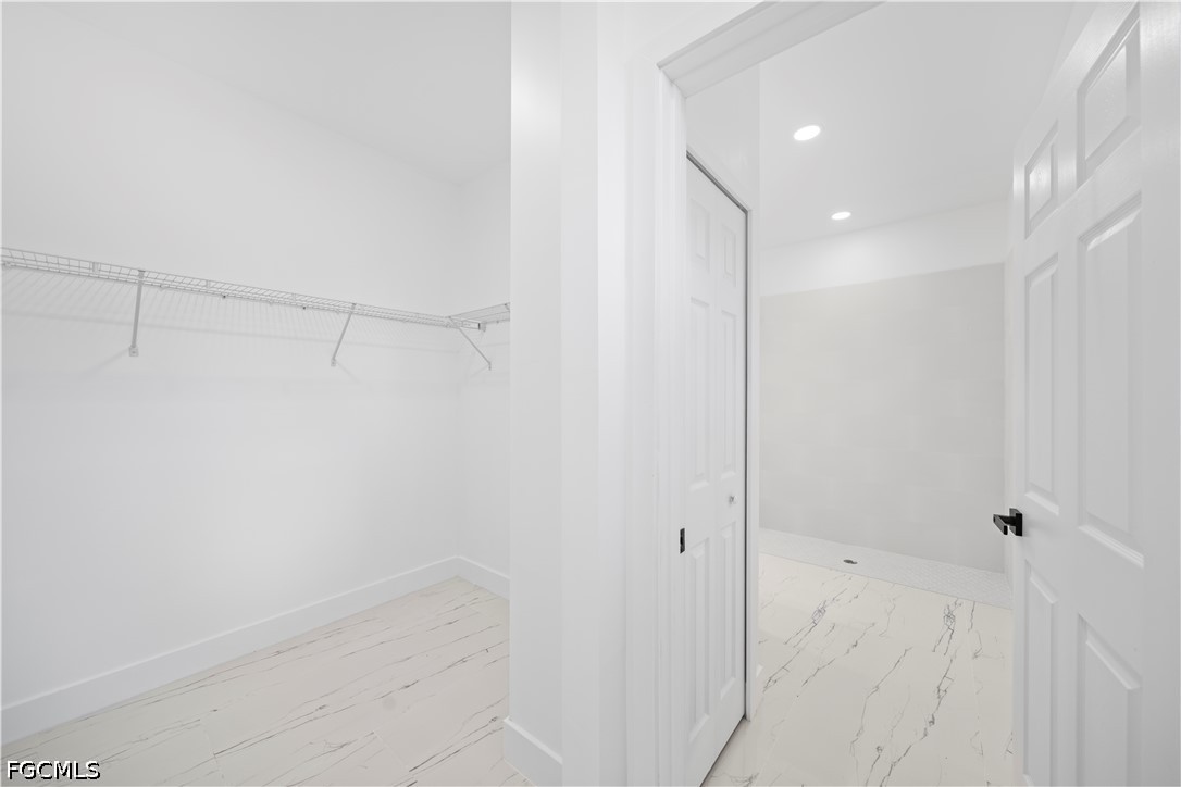 4 Bed SingleFamilyResidence for Sale in Lehigh Acres, photo 14
