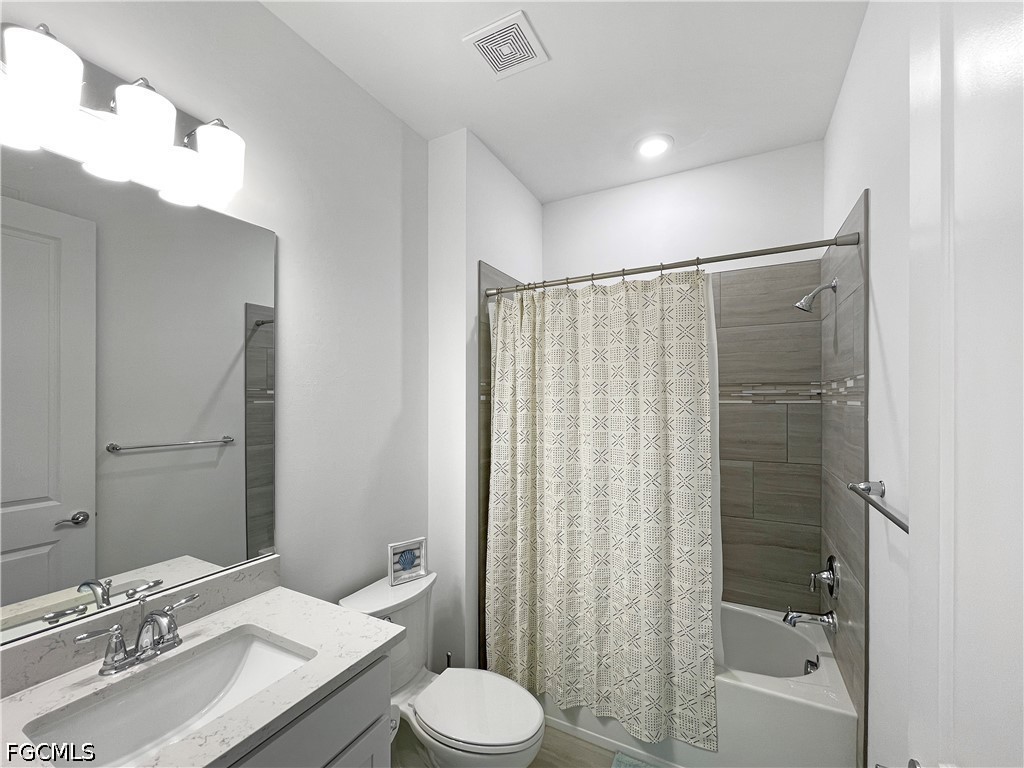 3 Bed Pool Home for Sale in Manatee Cove, FL, $7,500 — photo 14