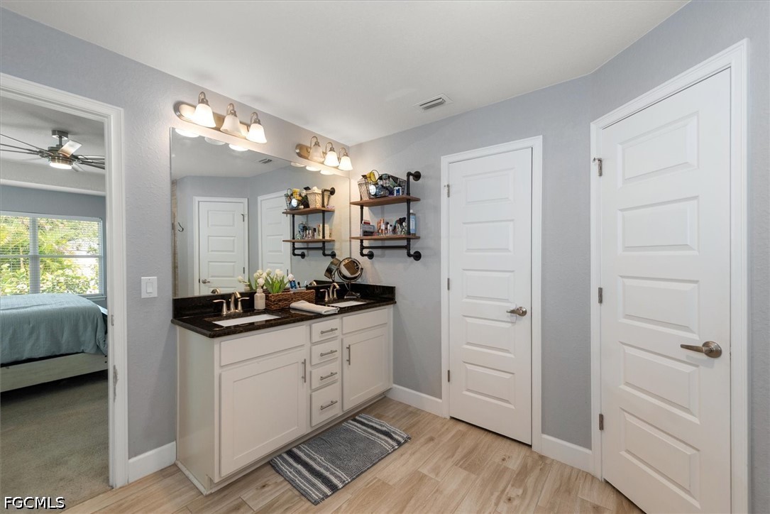 4 Bed SingleFamilyResidence for Sale in Cape Coral, photo 14