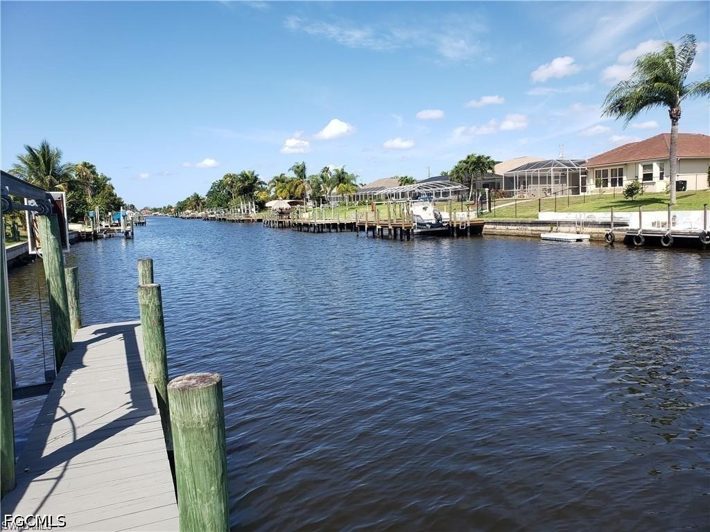 2 Bed Pool Home for Sale in Cape Coral, photo 14