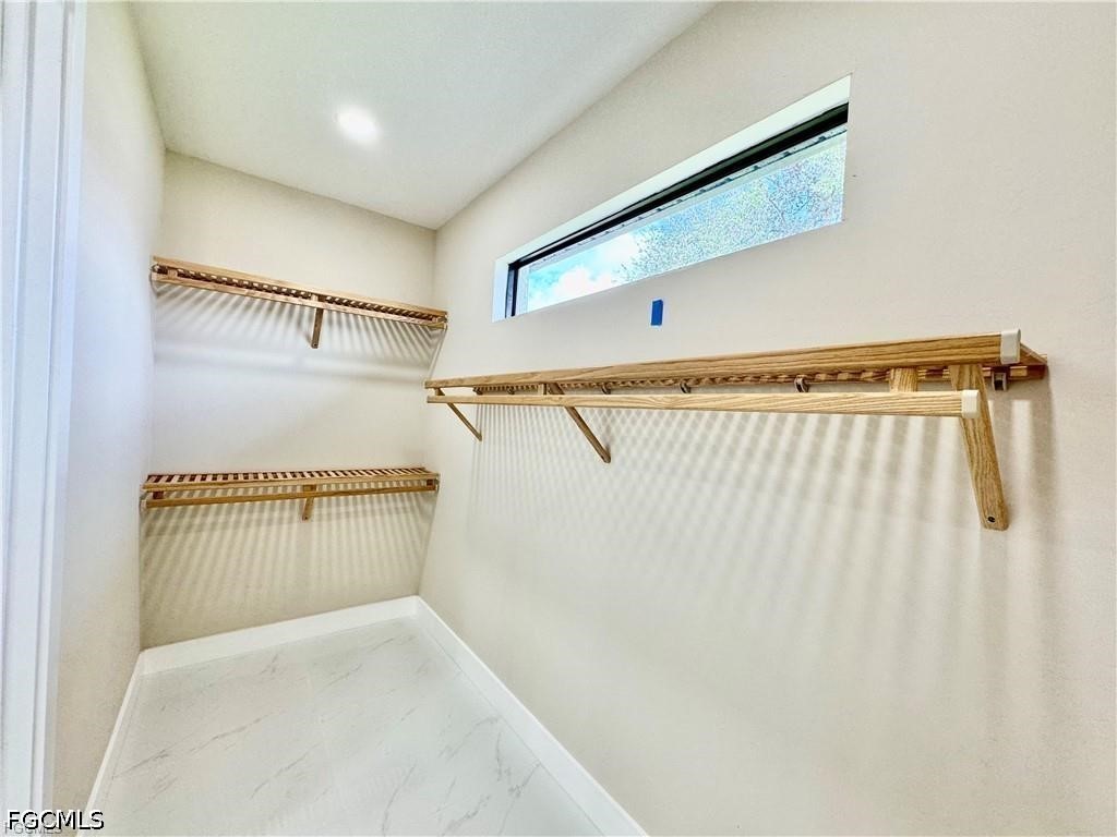 4 Bed SingleFamilyResidence for Sale in Cape Coral, photo 14