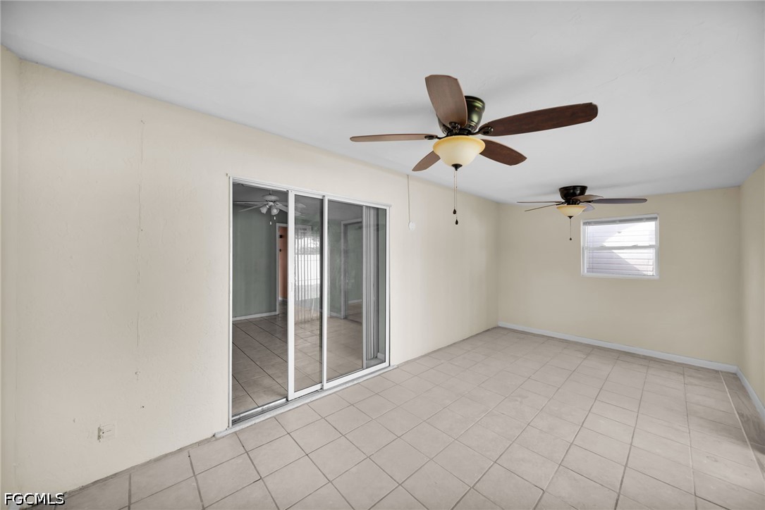 3 Bed Duplex for Sale in Cape Coral, photo 14