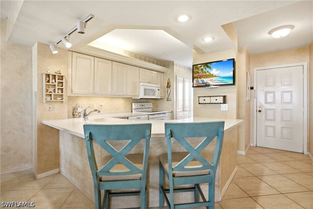 2 Bed Pool Home for Sale in Marco Island, photo 14