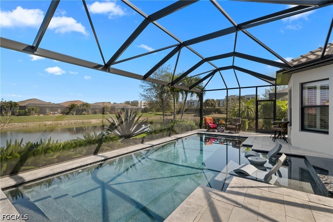 3 Bed Pool Home for Sale in Esplanade, photo 14