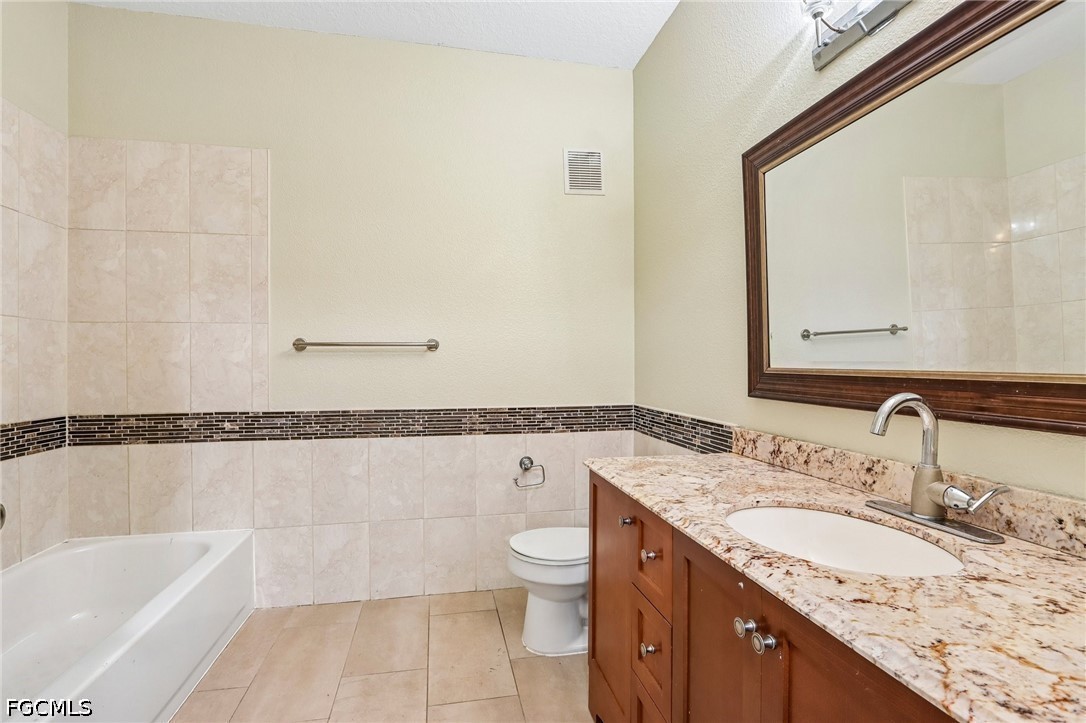 3 Bed Condominium for Sale in Royal Greens, photo 14