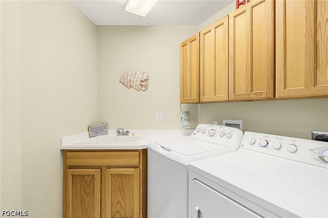3 Bed Waterfront Home for Sale in Waterside At Bay Beach, FL — photo 14