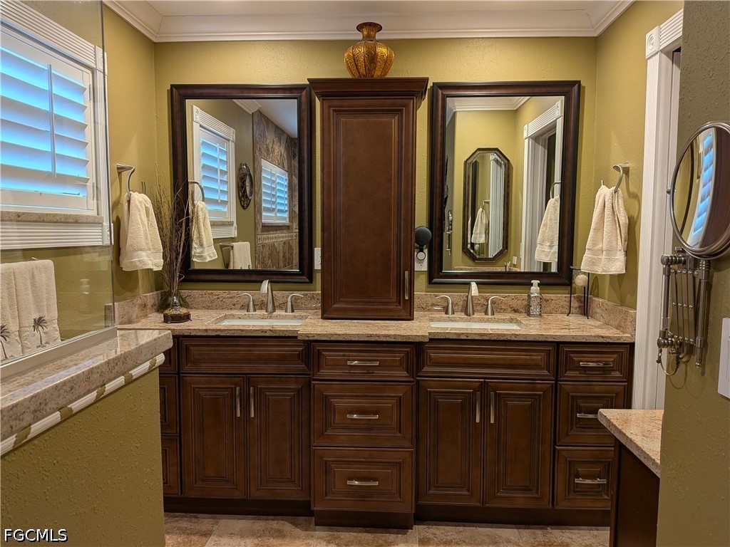 3 Bed Pool Home for Sale in Cape Coral, photo 14