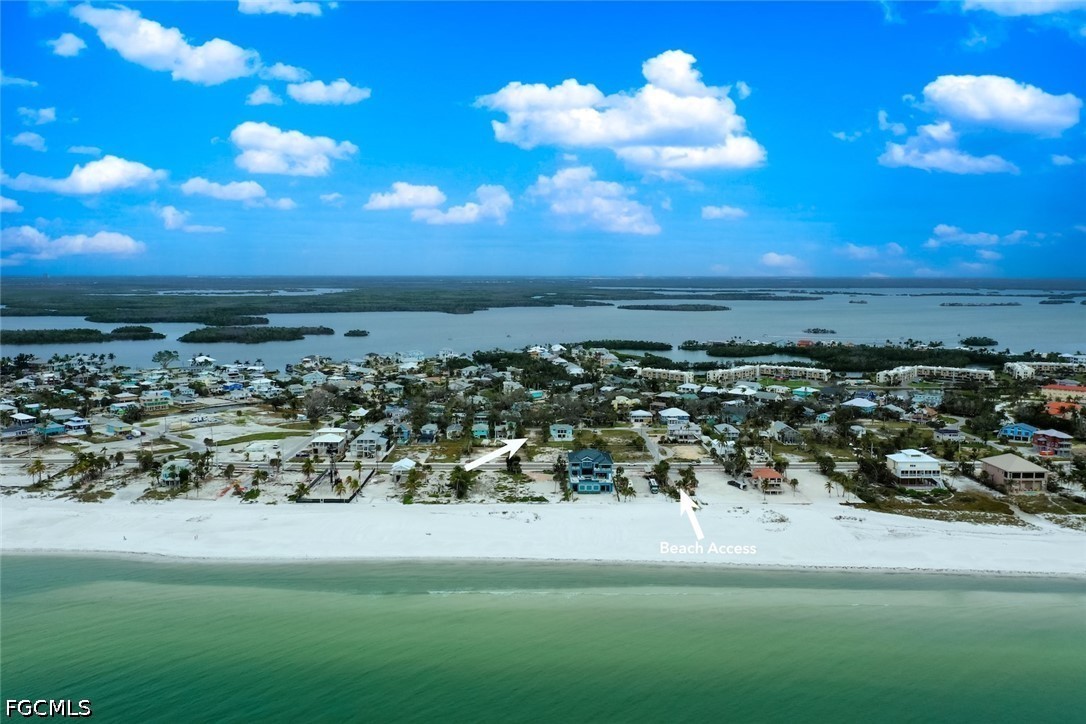 Residential for Sale in Mcphie Park, FL — photo 14