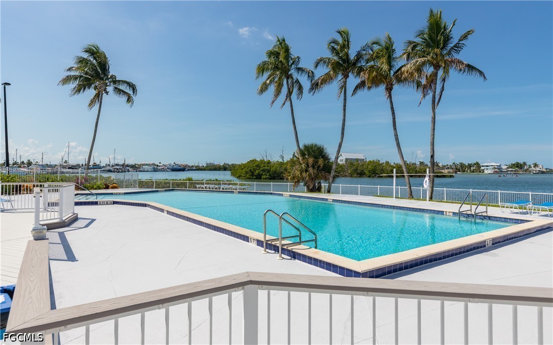 2 Bed Waterfront Home for Sale in Boardwalk Caper, photo 14