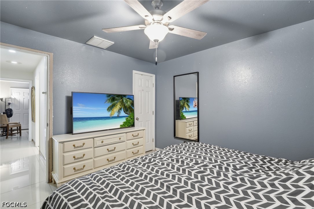 4 Bed SingleFamilyResidence for Sale in Cape Coral, photo 14