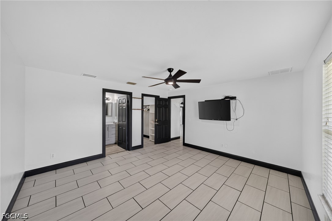 3 Bed SingleFamilyResidence for Sale in Cape Coral, photo 14