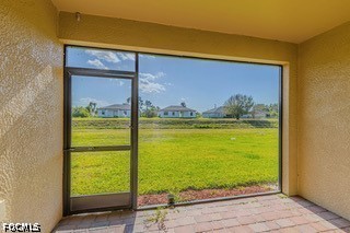 3 Bed Waterfront Home for Sale in Marblebrook, FL, $1,800 — photo 14