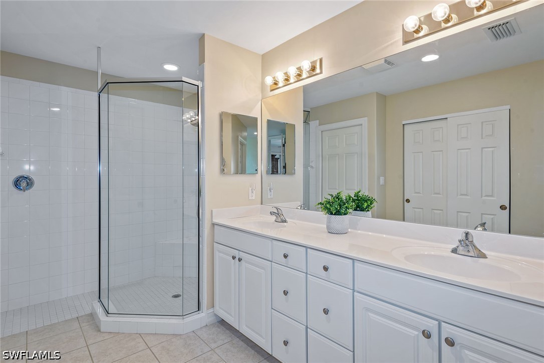 3 Bed Condominium for Sale in Rialto, FL, $7,000 — photo 14