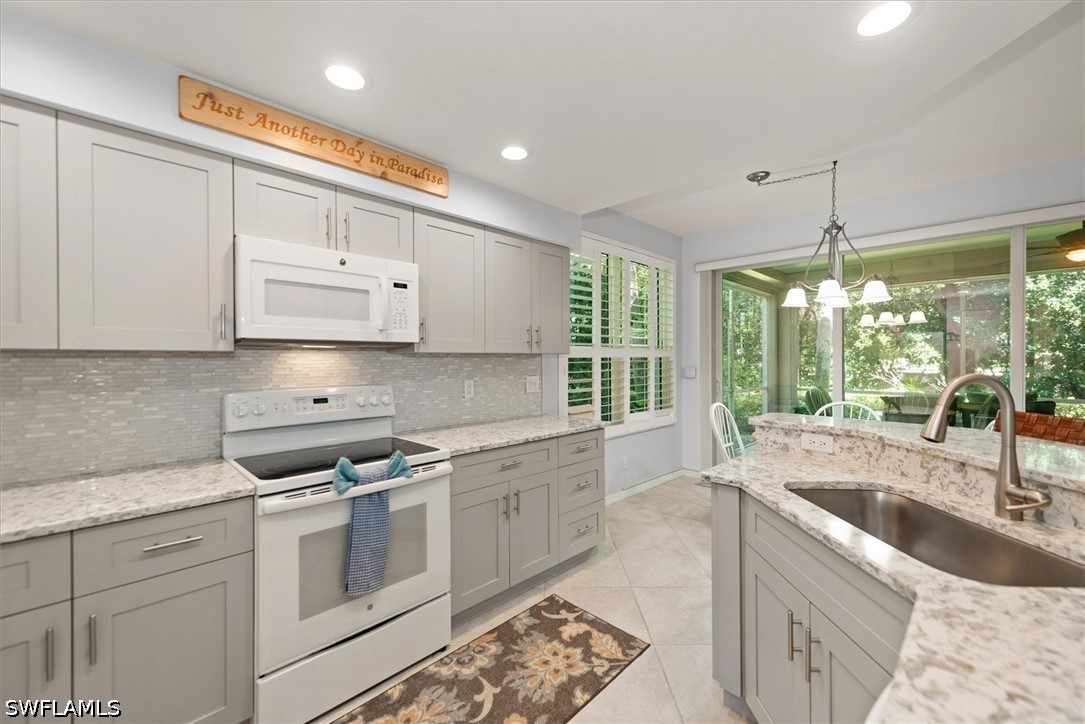 3 Bed Condominium for Sale in Bonita Springs, FL, $515,000 — photo 14