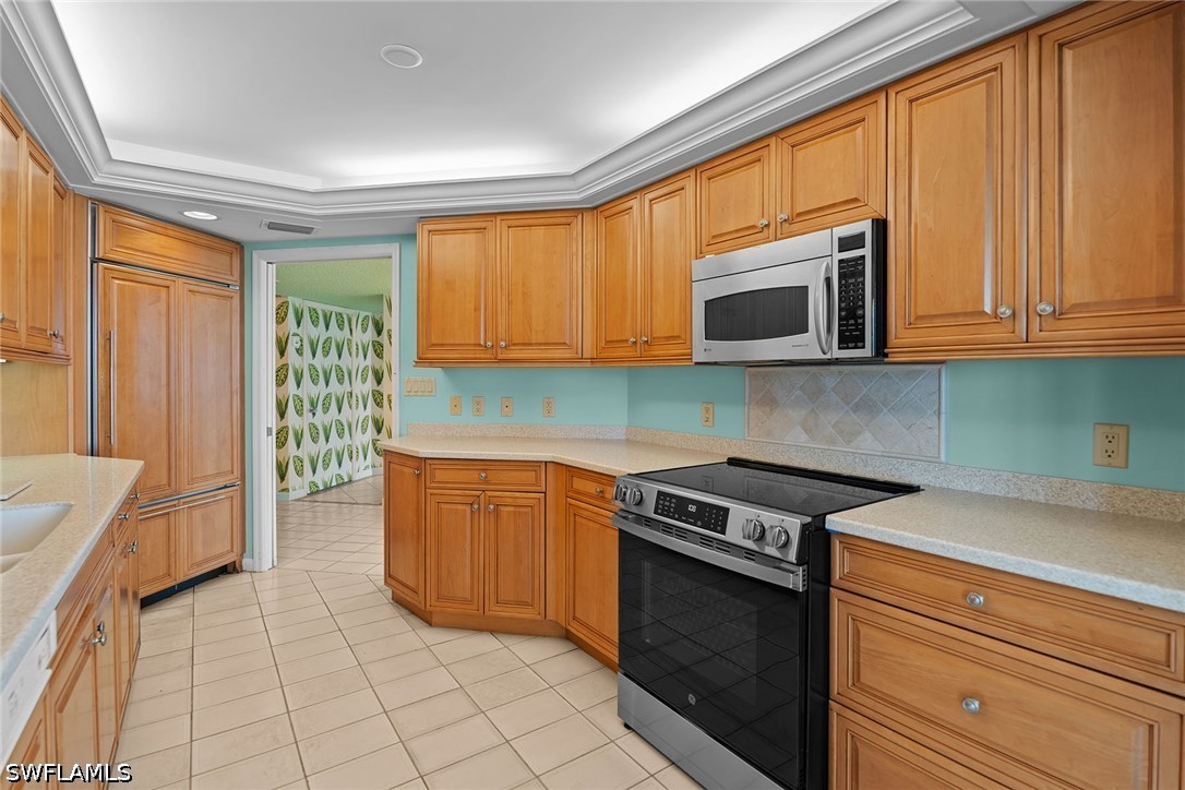 2 Bed Waterfront Home for Sale in Naples, FL, $2,395,000 — photo 14