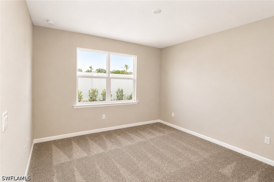 2 Bed SingleFamilyResidence for Sale in Enbrook, FL, $2,450 — photo 14