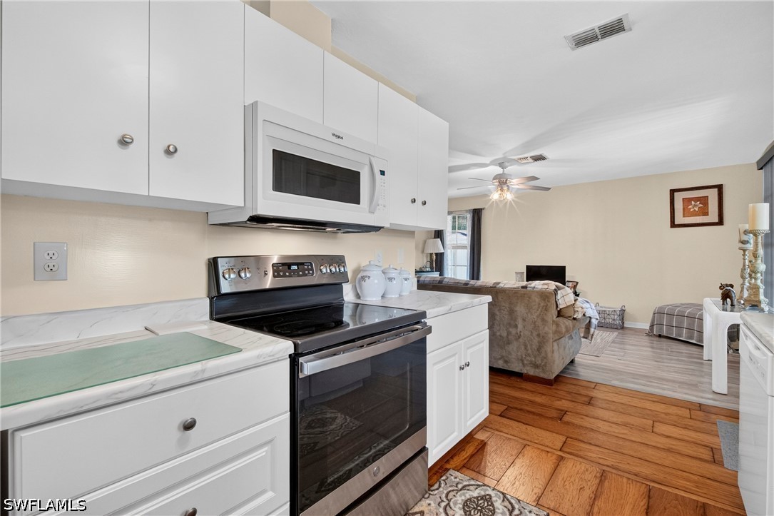3 Bed SingleFamilyResidence for Sale in Heitmans, FL — photo 14