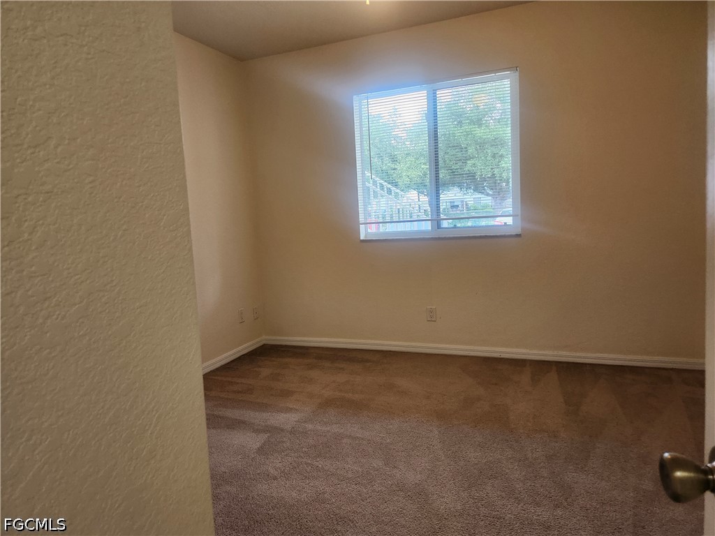 2 Bed Condominium for Sale in Punta Gorda, photo 14