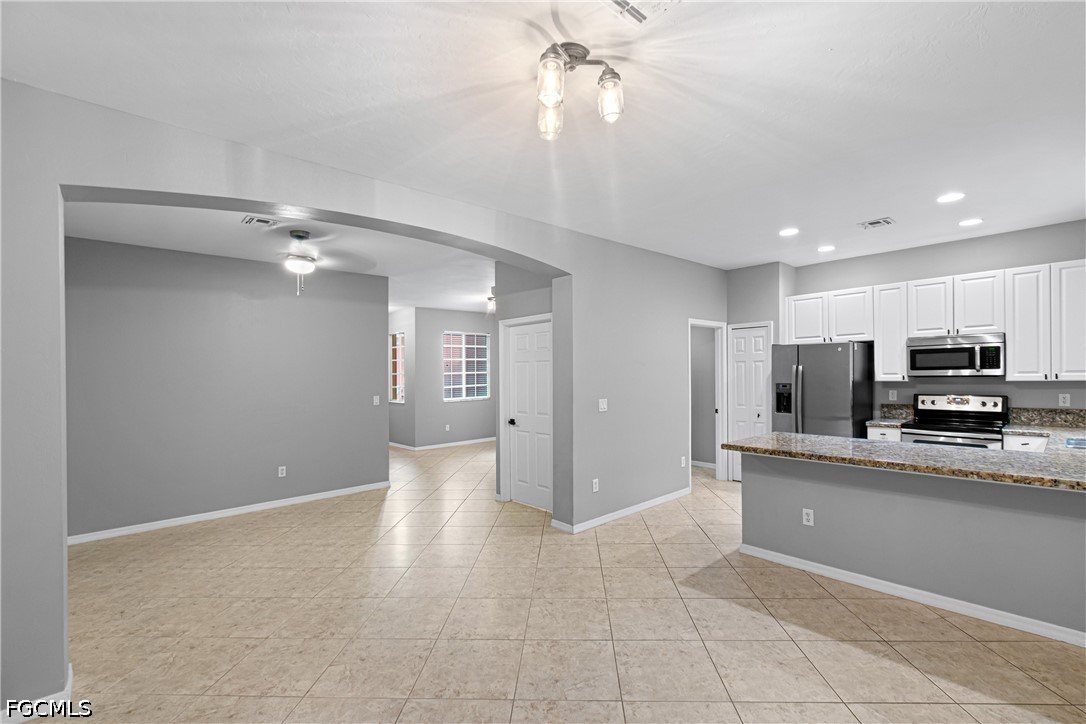 3 Bed Townhouse for Sale in Copper Oaks, FL, $325,000 — photo 14