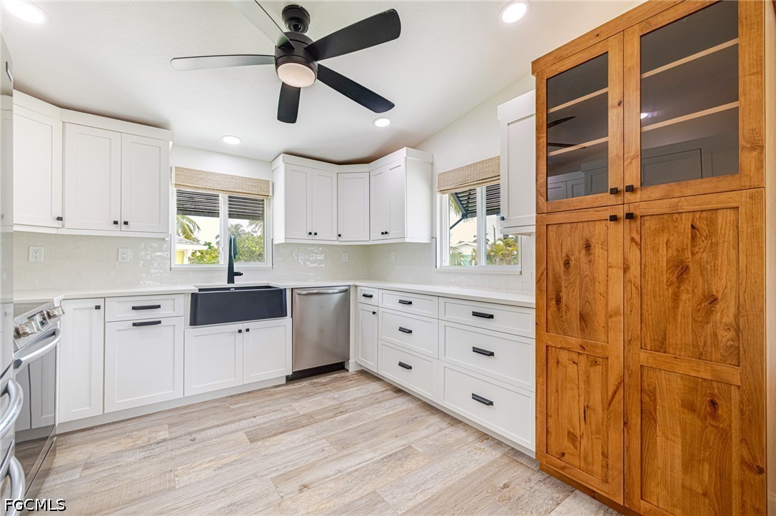 2 Bed SingleFamilyResidence for Sale in Gulf View Plaza, FL — photo 14
