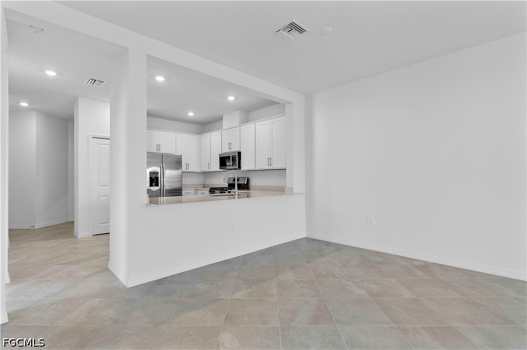 3 Bed Attached for Sale in Tuckers Cove, FL, $2,000 — photo 14