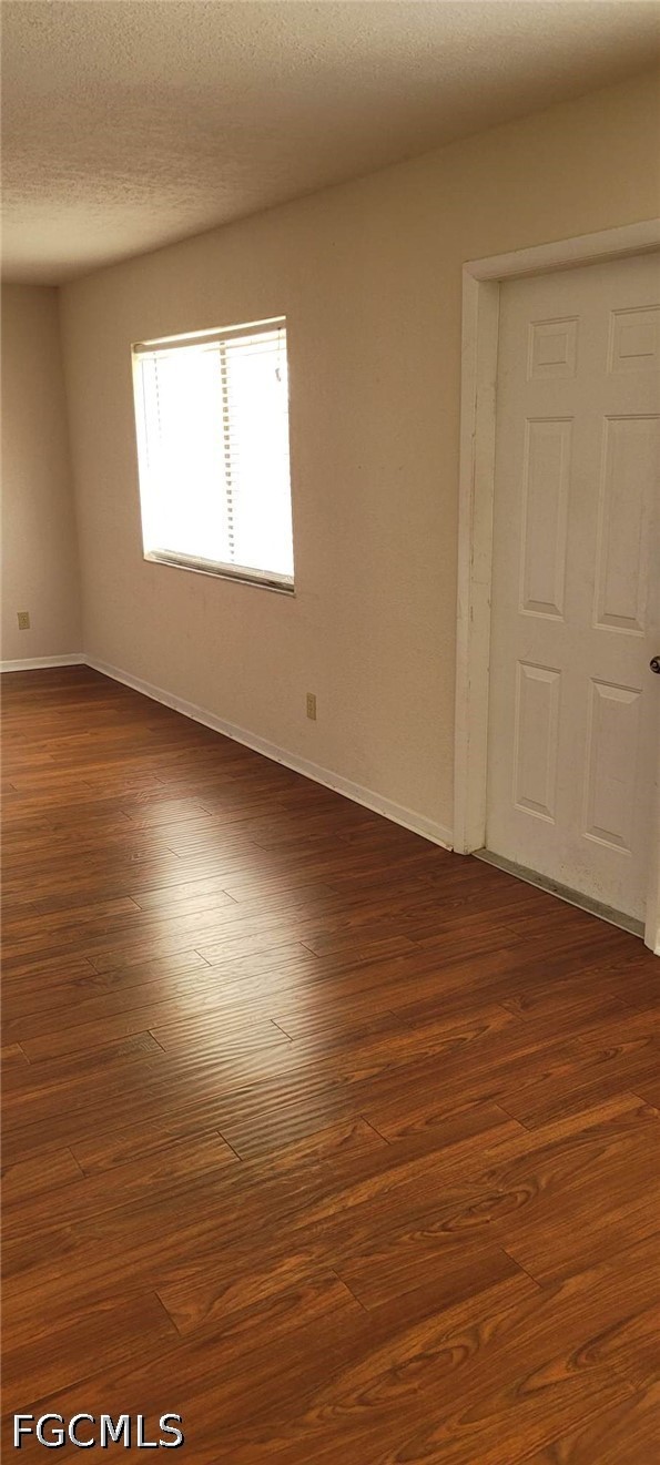 2 Bed SingleFamilyResidence for Sale in Naples, FL, $1,550 — photo 14