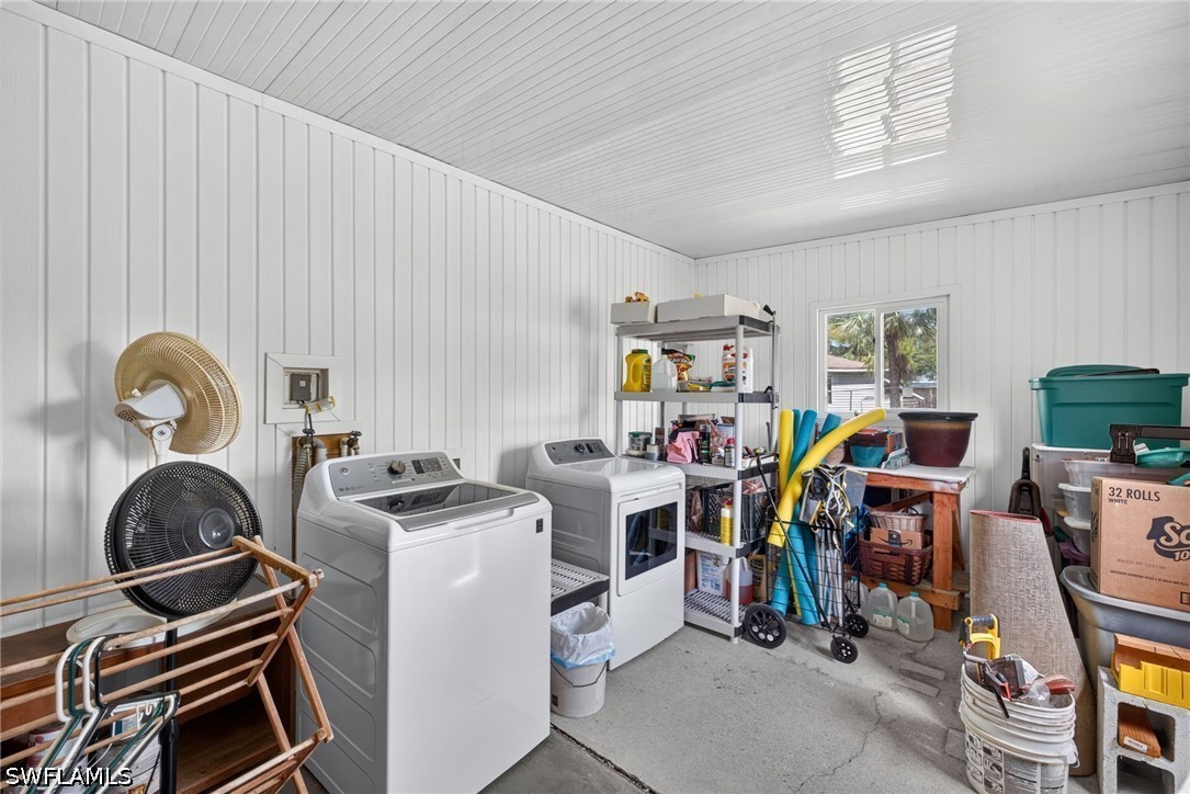2 Bed ManufacturedHome for Sale in Bonita Springs, FL — photo 14