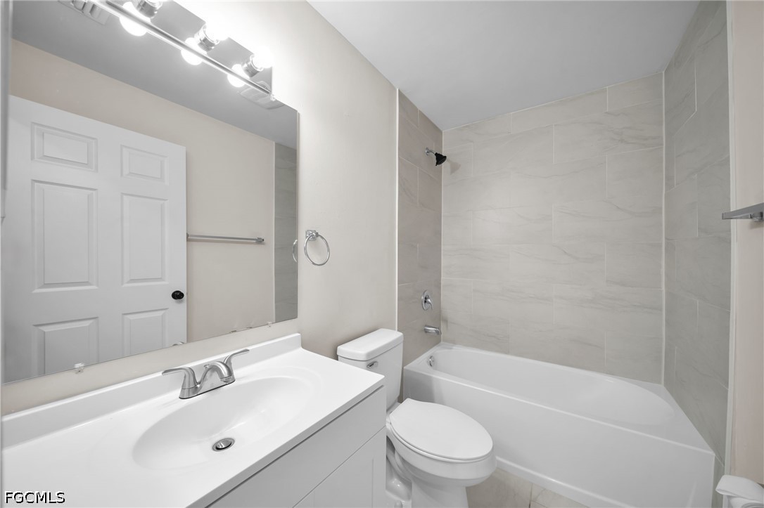 3 Bed Duplex for Sale in Cape Coral, FL, $1,800 — photo 14