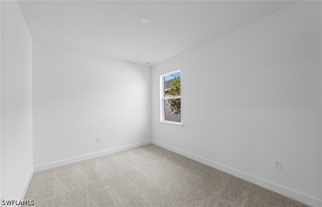 3 Bed SingleFamilyResidence for Sale in Alva, FL, $549,990 — photo 14