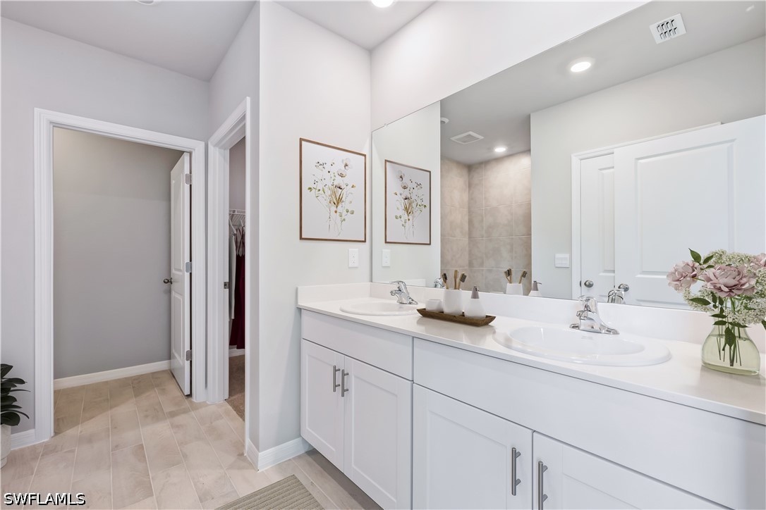 5 Bed SingleFamilyResidence for Sale in Hemingway Pointe, FL — photo 14