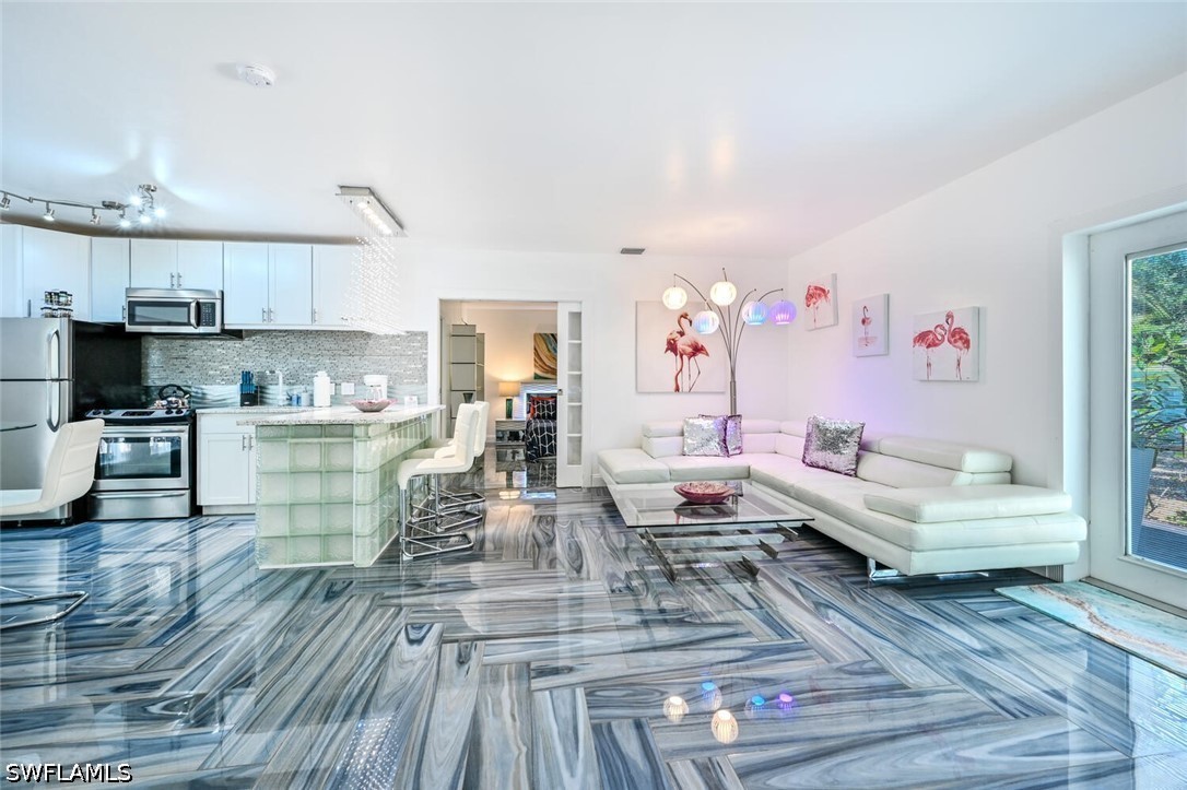 3 Bed SingleFamilyResidence for Sale in Naples, FL, $5,500 — photo 14