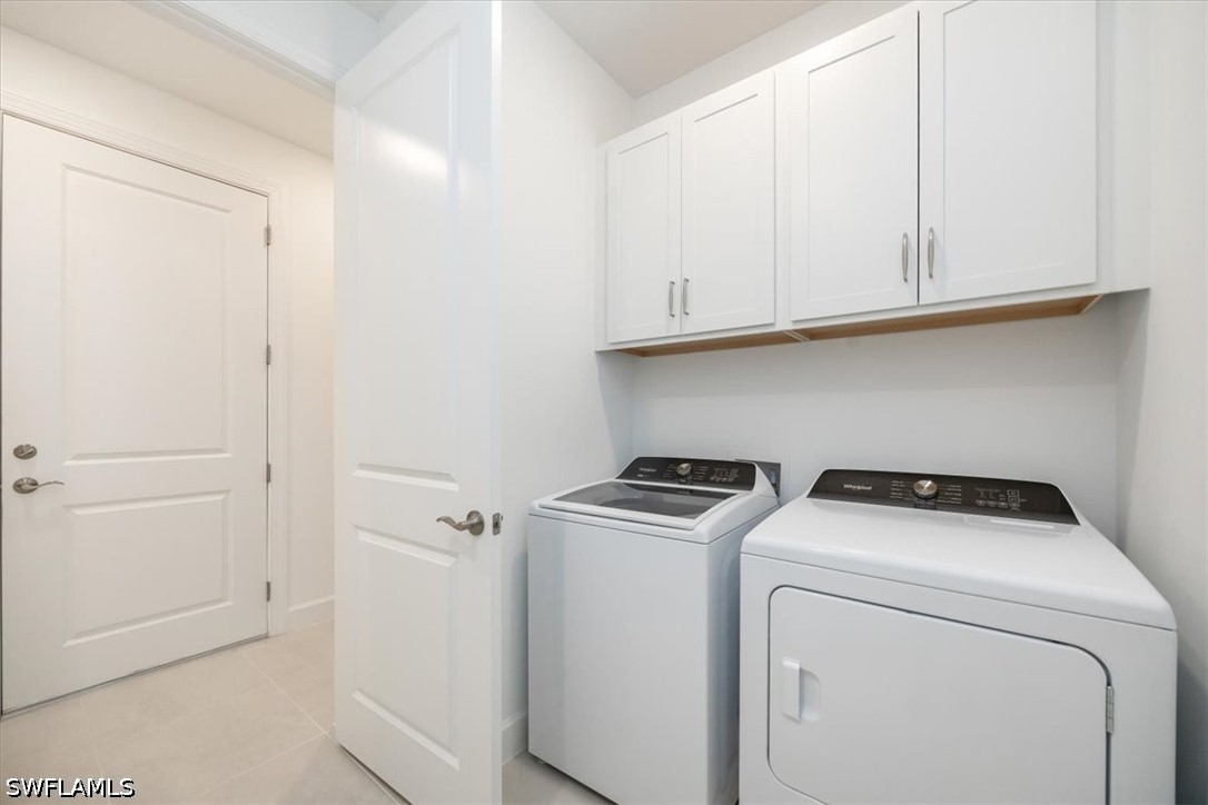 3 Bed SingleFamilyResidence for Sale in Naples, FL, $670,000 — photo 14