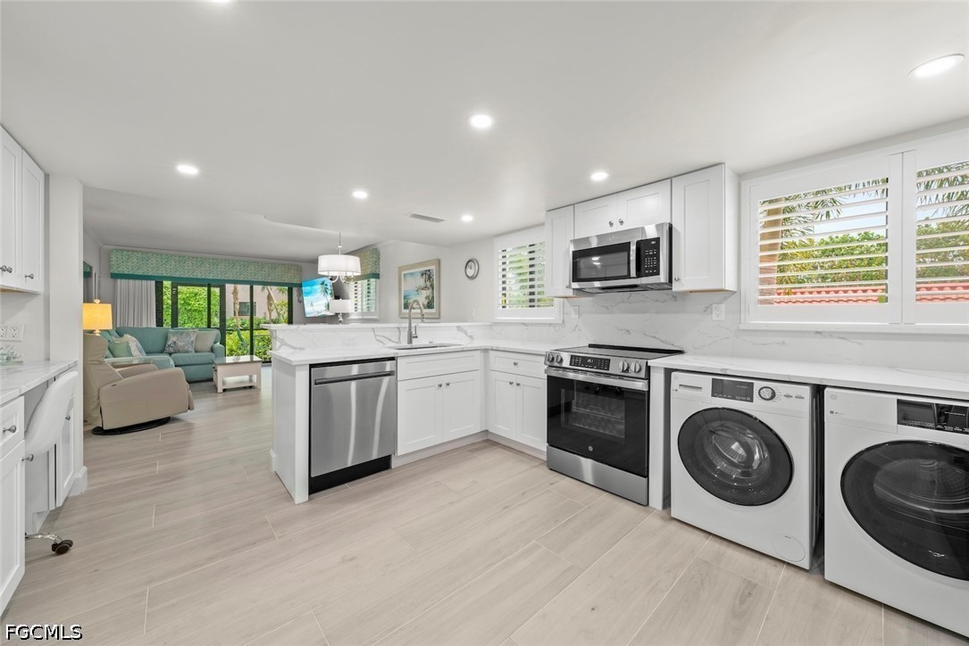 2 Bed Pool Home for Sale in Sanibel, FL, $779,000 — photo 14