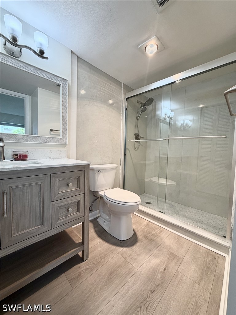 2 Bed Condominium for Sale in Naples, FL, $184,900 — photo 14
