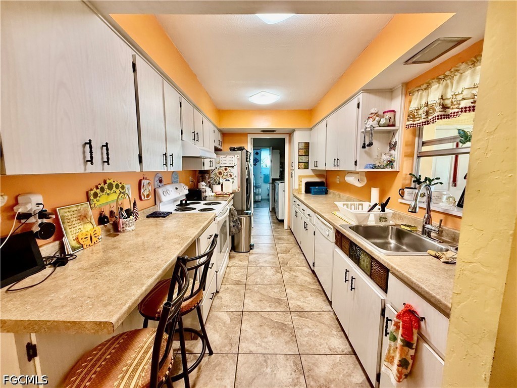 3 Bed SingleFamilyResidence for Sale in Wedgewood, FL — photo 14