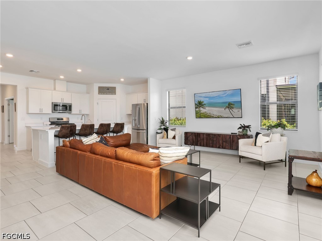 3 Bed Pool Home for Sale in Verdana Village, photo 14