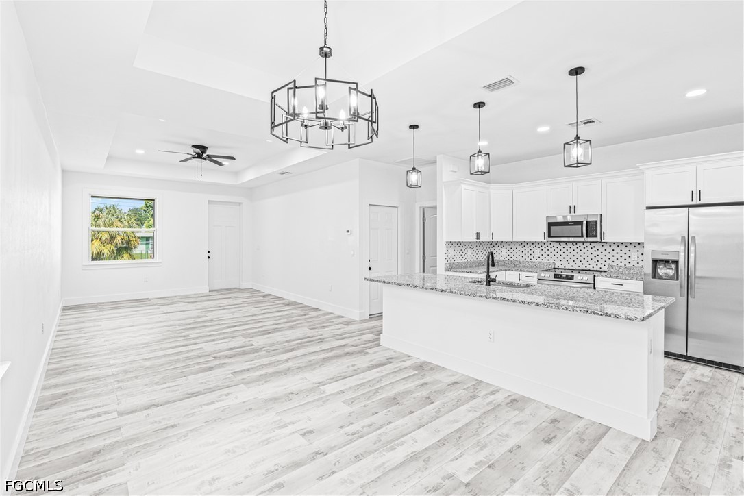 3 Bed SingleFamilyResidence for Sale in Fort Myers, FL — photo 14