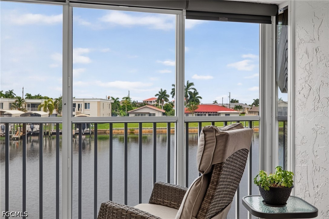 2 Bed Waterfront Home for Sale in Cape Coral, FL, $350,000 — photo 14