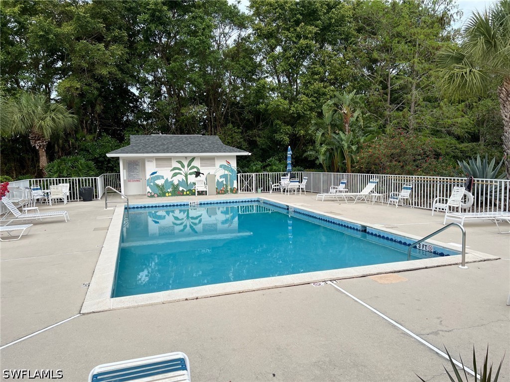 2 Bed Condominium for Sale in Naples, FL, $310,000 — photo 14