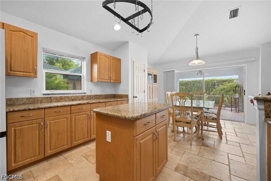 3 Bed Pool Home for Sale in Varsity Lakes, photo 14