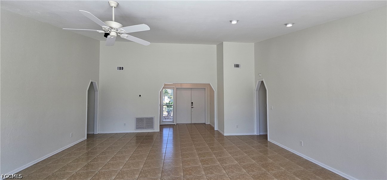 3 Bed Waterfront Home for Sale in Cape Coral, photo 14