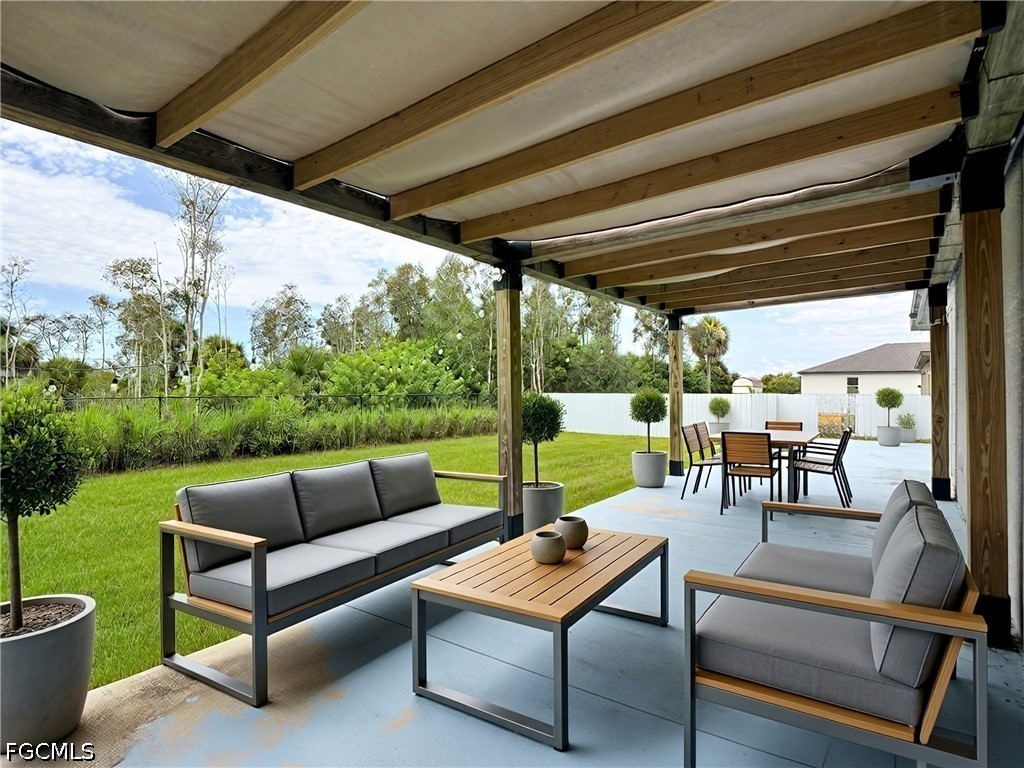 3 Bed SingleFamilyResidence for Sale in Mirror Lakes, FL — photo 14