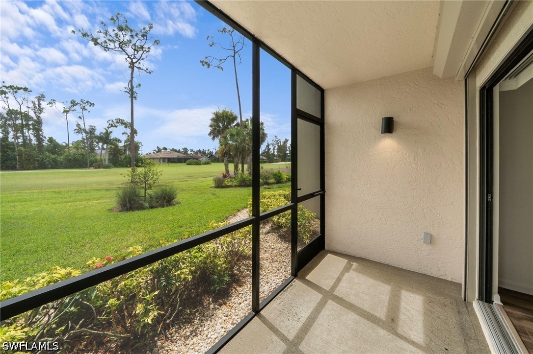 3 Bed Condominium for Sale in Fairways, FL, $250,000 — photo 14